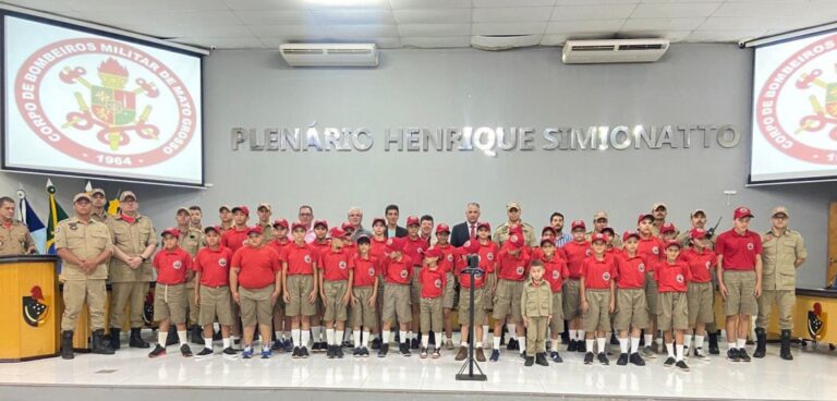 Corpo de Bombeiros realiza aula inaugural da 2ª edição do Projeto Social Bombeiros do Futuro